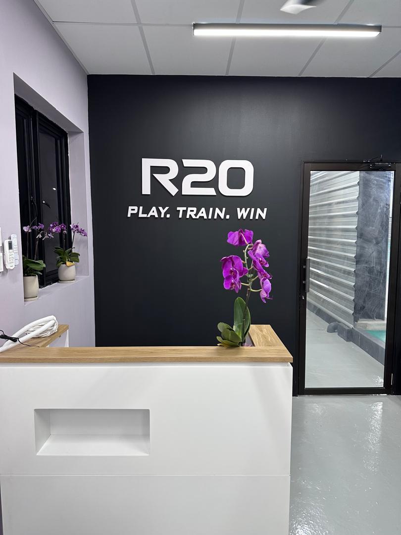 R20 Sports Centre - Photo 2