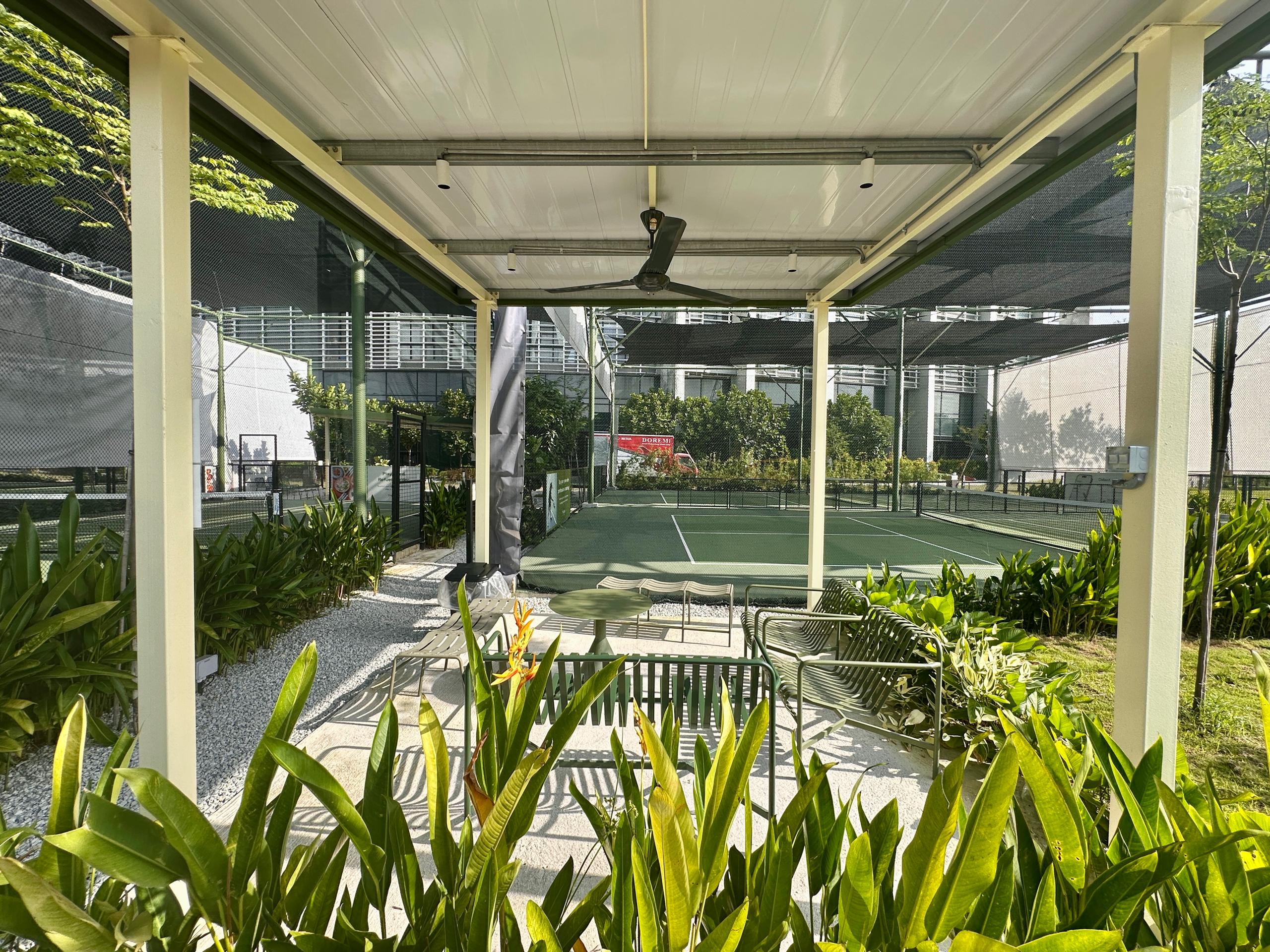 The Lawn - Photo 10