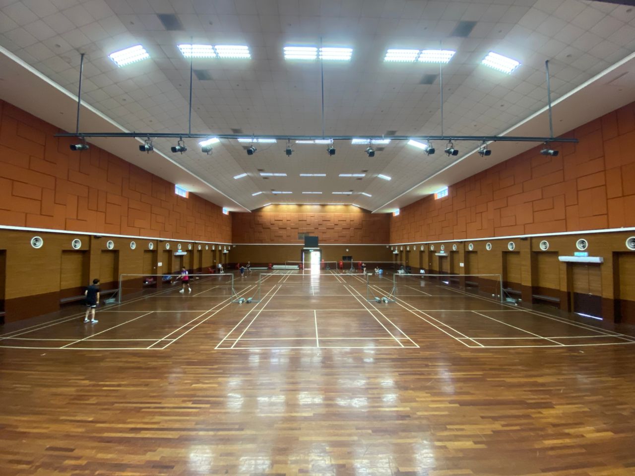 Yoke Nam OUG Badminton Shuttlers - Photo 1