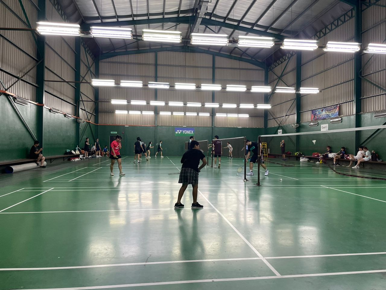 Balakong Badminton Sports Centre - Photo 2