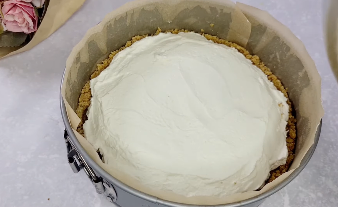 4-Ingredient Cheesecake step 7