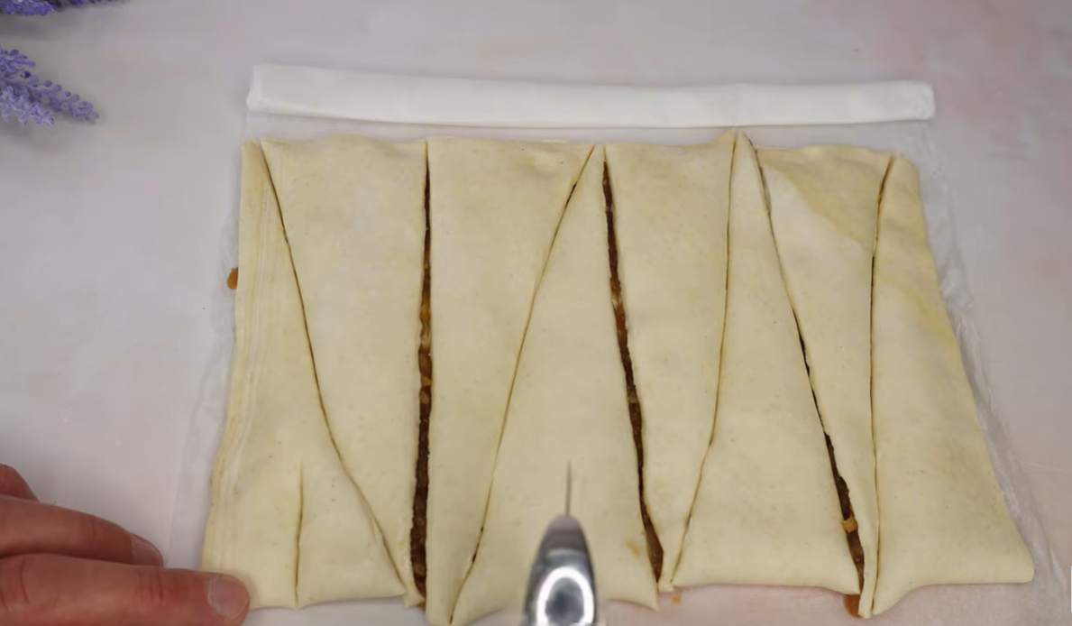  Apple And Pear  Puff Pastry Croissant step 11