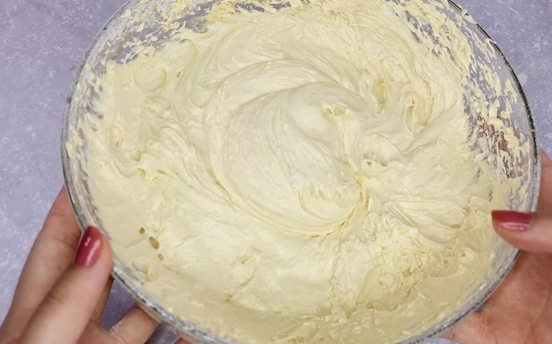 Apple Cake With Cinnamon step 4