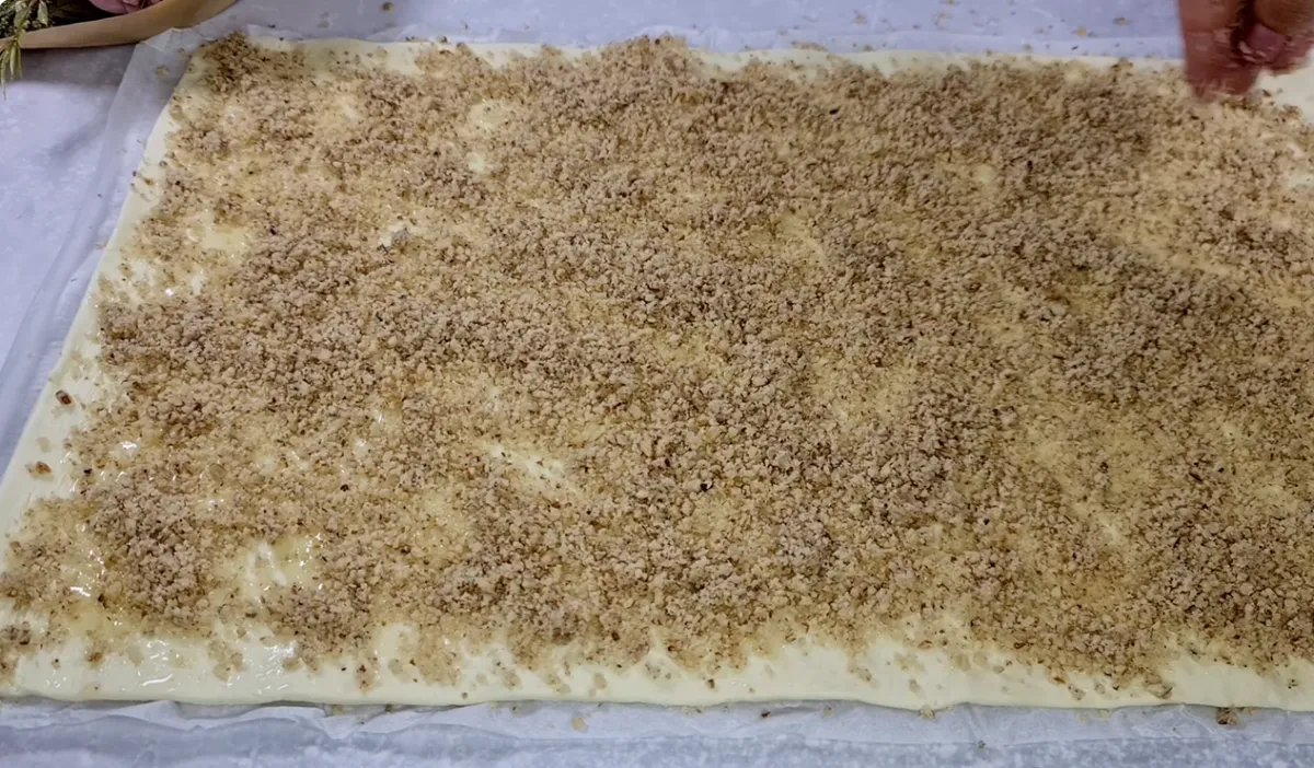 Apple Chocolate Roulade step 10