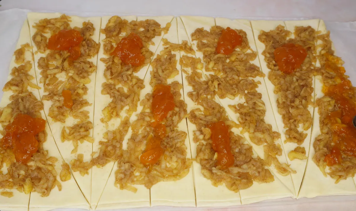 Apple Puff Pastry Recipe step 10