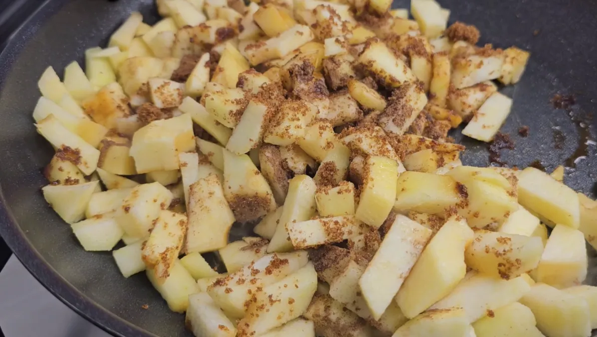 Apple Puff Pastry With Almonds step 6