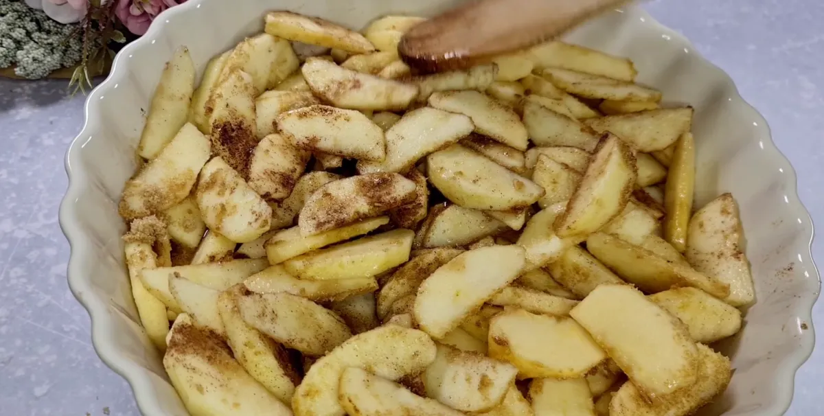 Apple Sponge Tart step 4