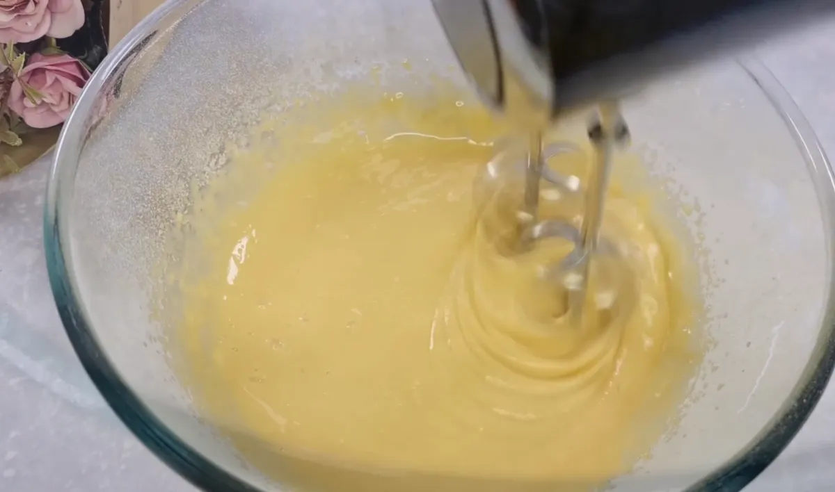Apple Sponge Tart step 6