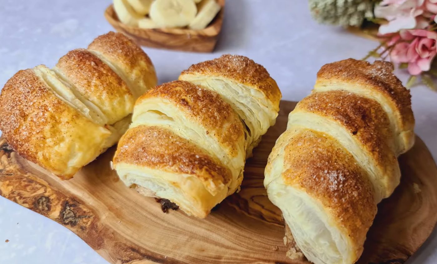 Banana Puff Pastry Rolls