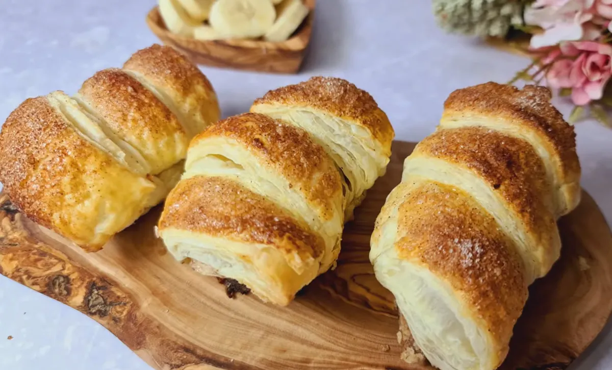Banana Puff Pastry Rolls step 9