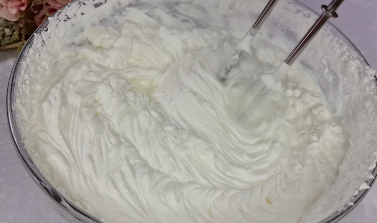Blueberry Ice Cream step 4
