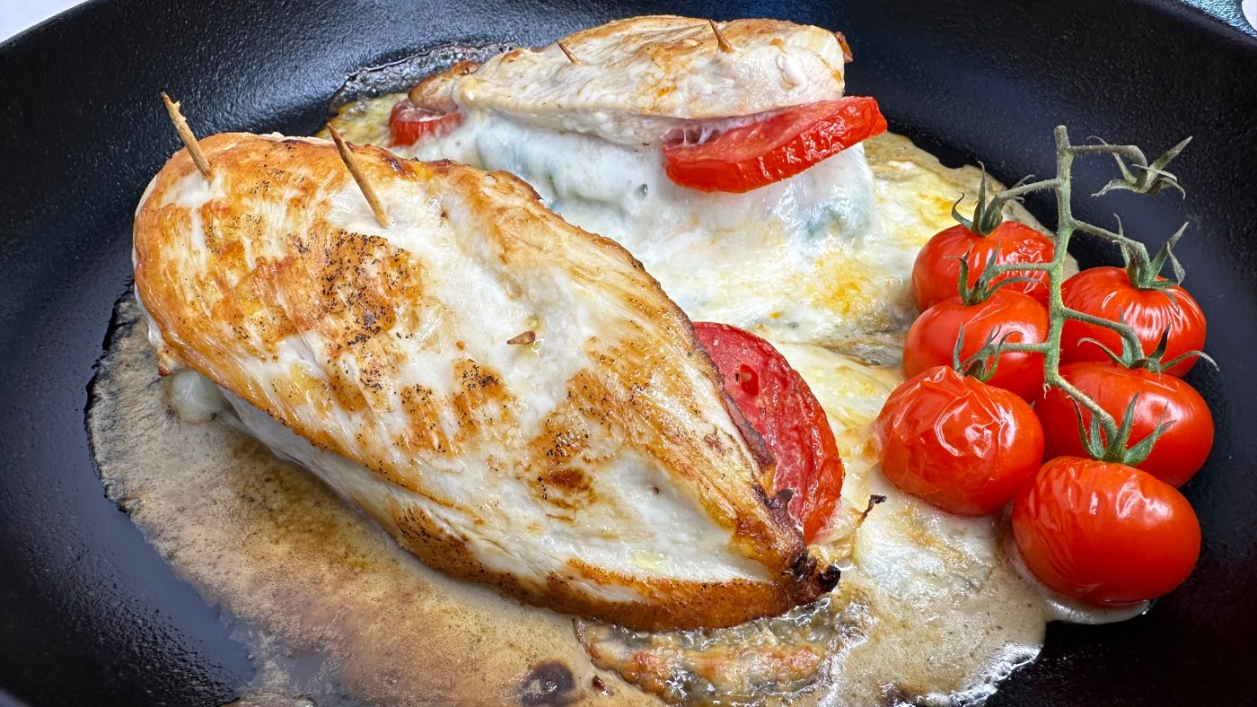 Chicken Mozzarella In a Pan