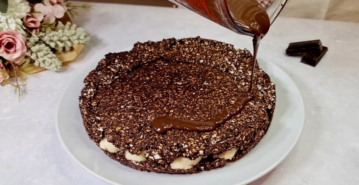Chocolate Banana Oatmeal Cake step 18