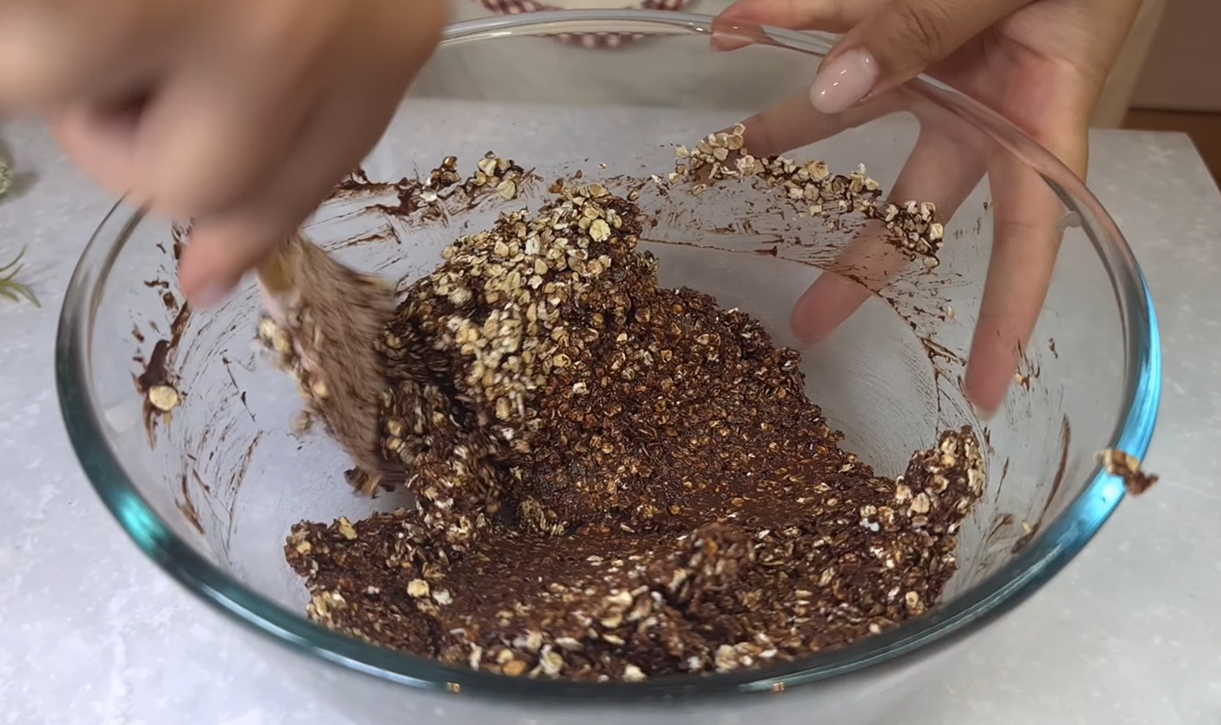 Chocolate Banana Oatmeal Cake step 5