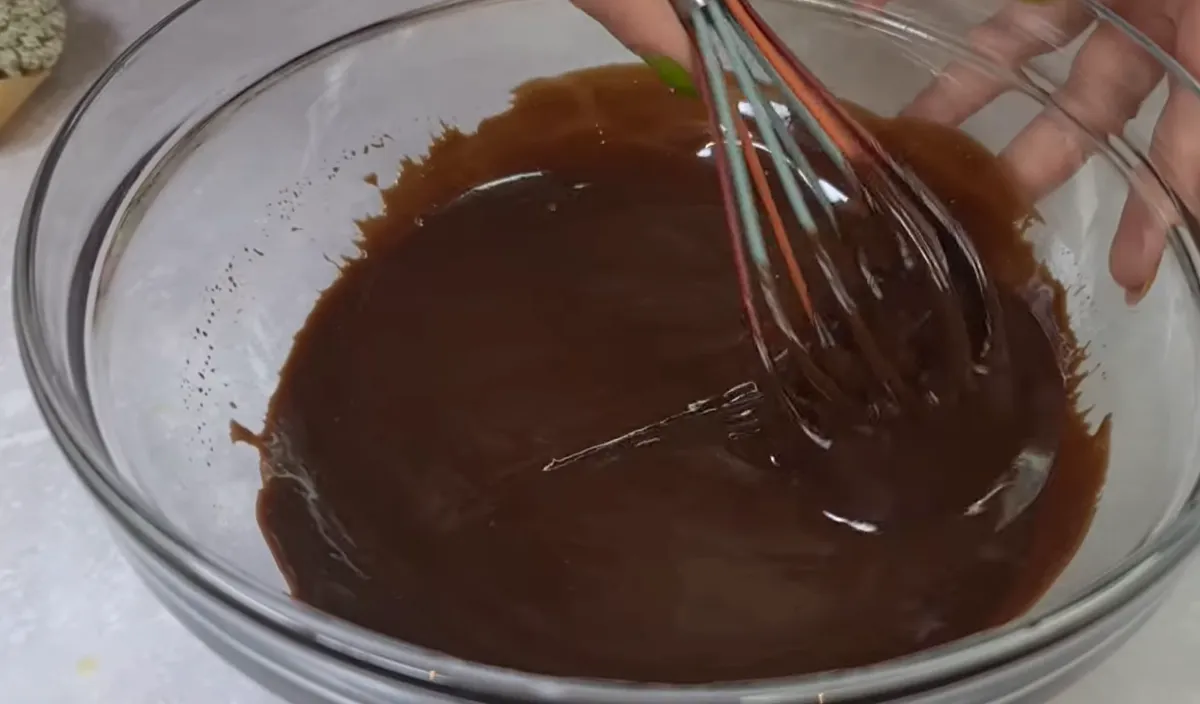 Chocolate Pear Cake step 5