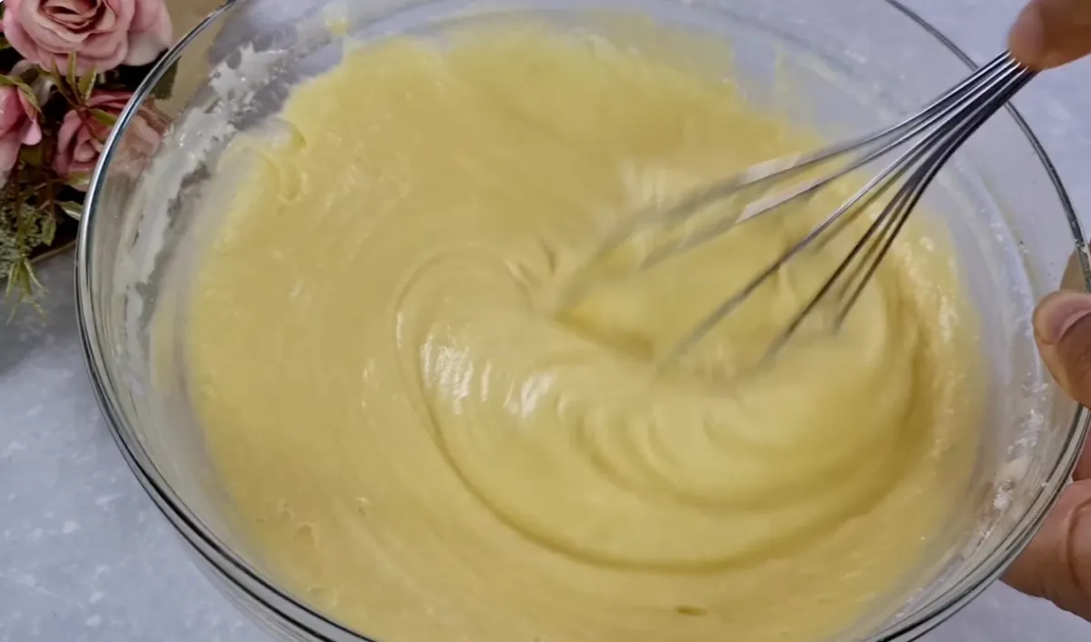 Cinnamon Apple Cake step 5