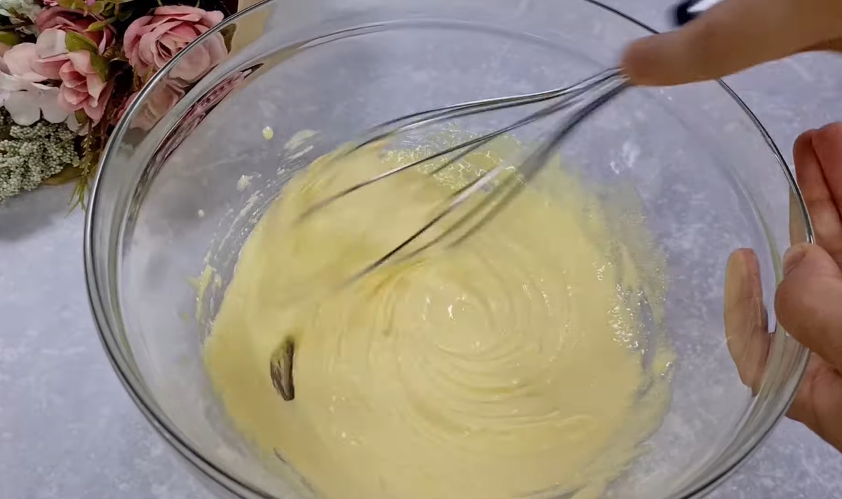 Creamy Apple Yogurt Cake step 7