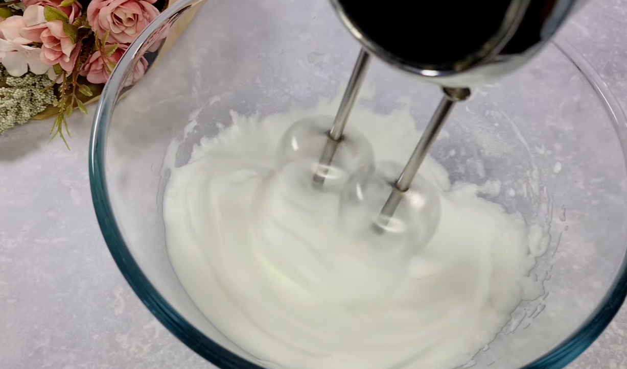 Creamy Apple Yogurt Cake step 8