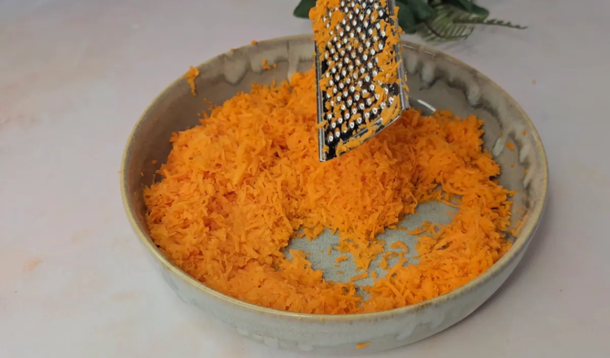 Creamy Carrot Cake step 2