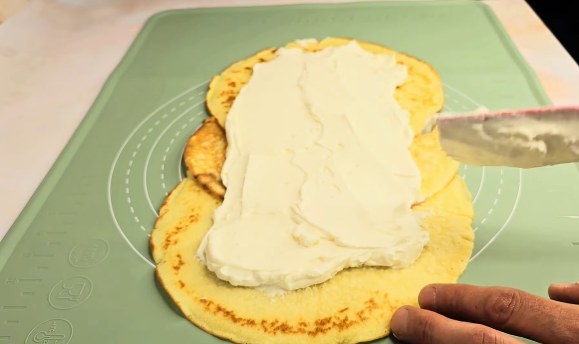 Creamy Pancake Roulade step 11