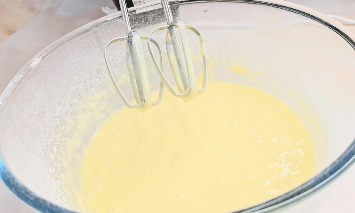 Creamy Pancake Roulade step 2