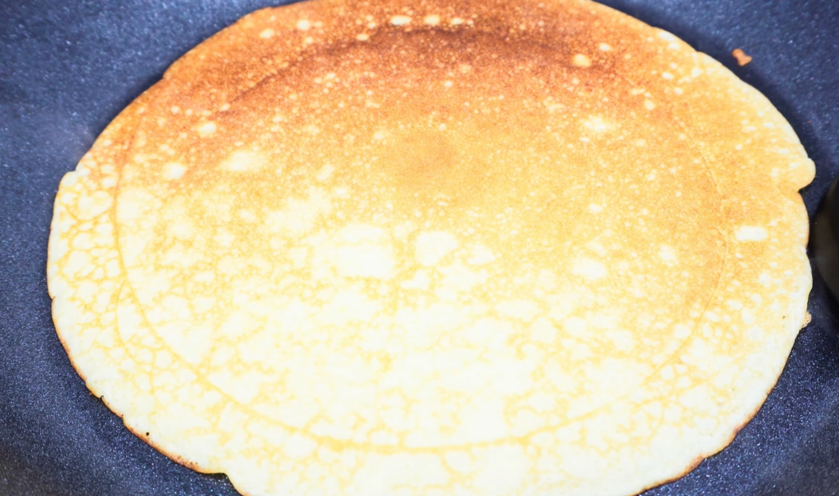 Creamy Pancake Roulade step 5