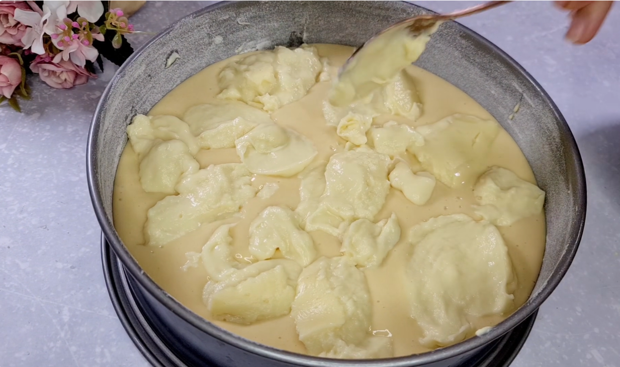 Creamy Vanilla Cherry Cake step 10