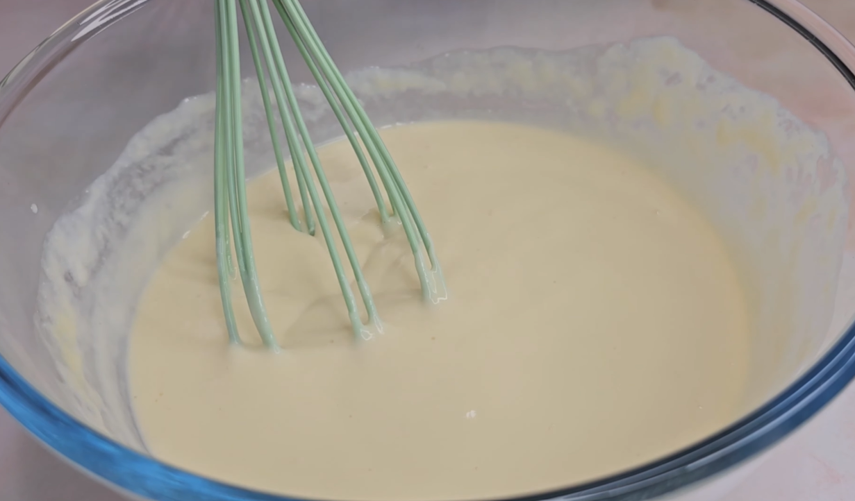 Flourless Blueberry Yogurt Cake step 4