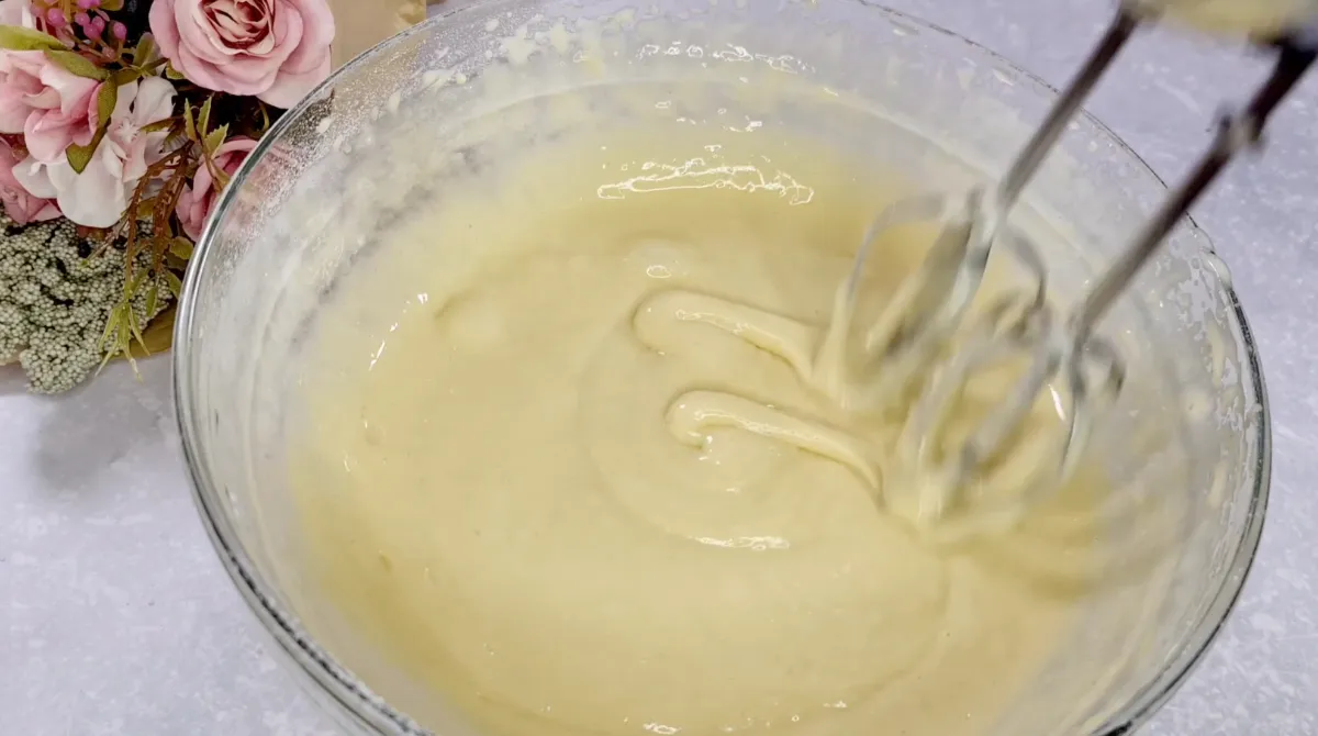 Fluffy Apple Cake step 3