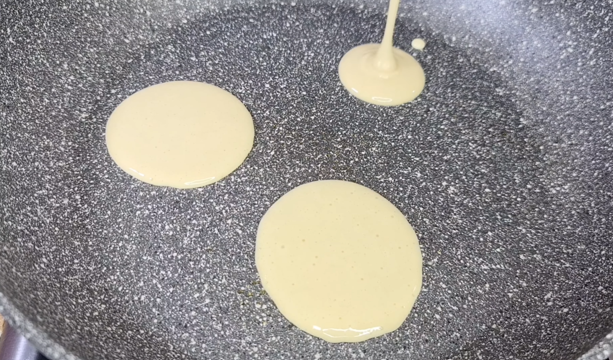 Japanese Creamy Pancakes step 5