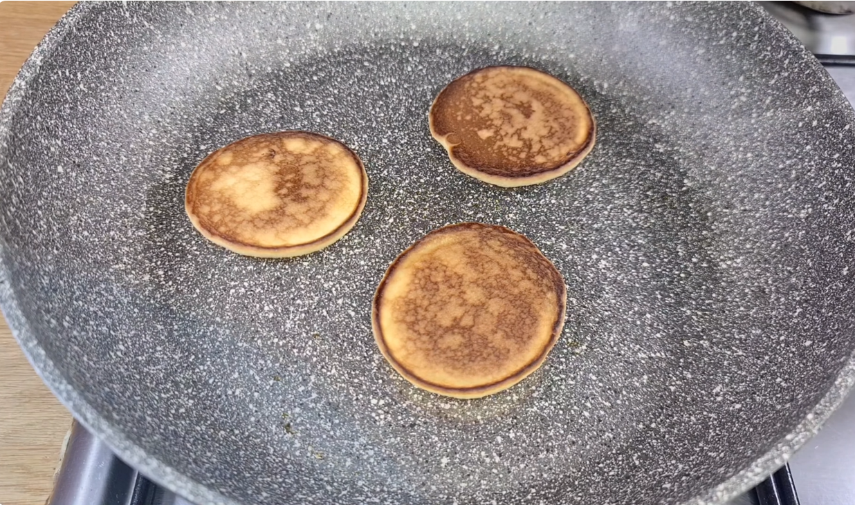 Japanese Creamy Pancakes step 7
