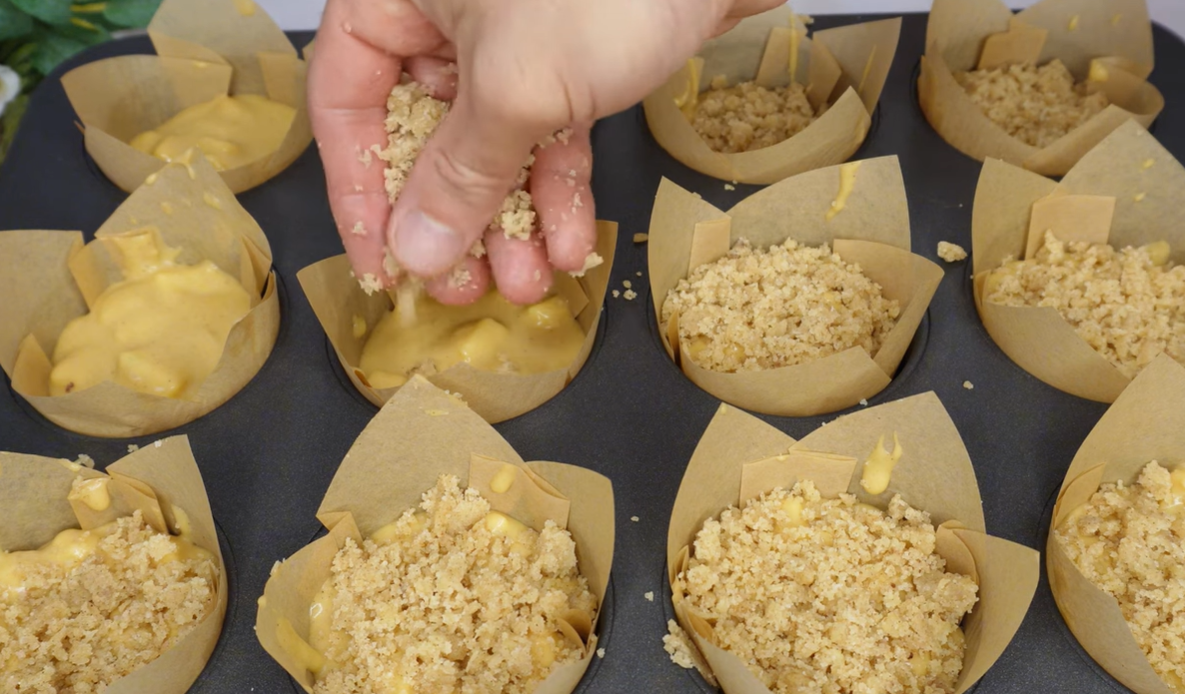 Moist Apple Crumble Muffins step 10