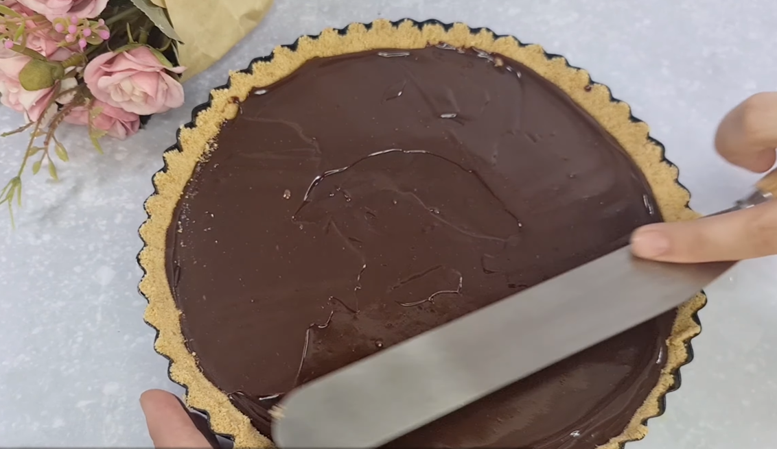 No Bake Chocolate Tart step 13