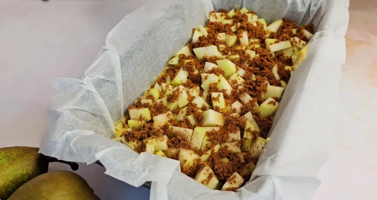 Pear Cinnamon Cake step 9