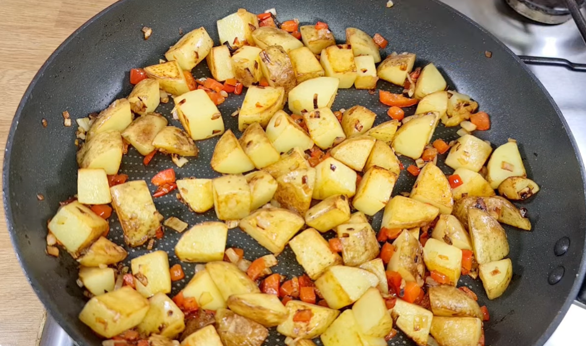 Potato and Egg Skillet step 6