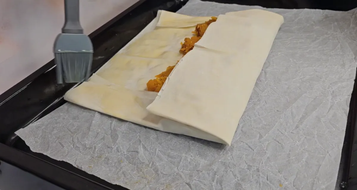 Pumpkin Strudel step 19