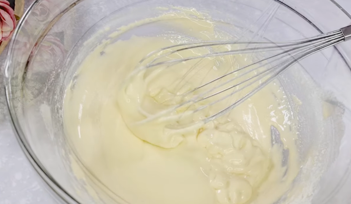Raspberry Vanilla Cake step 8