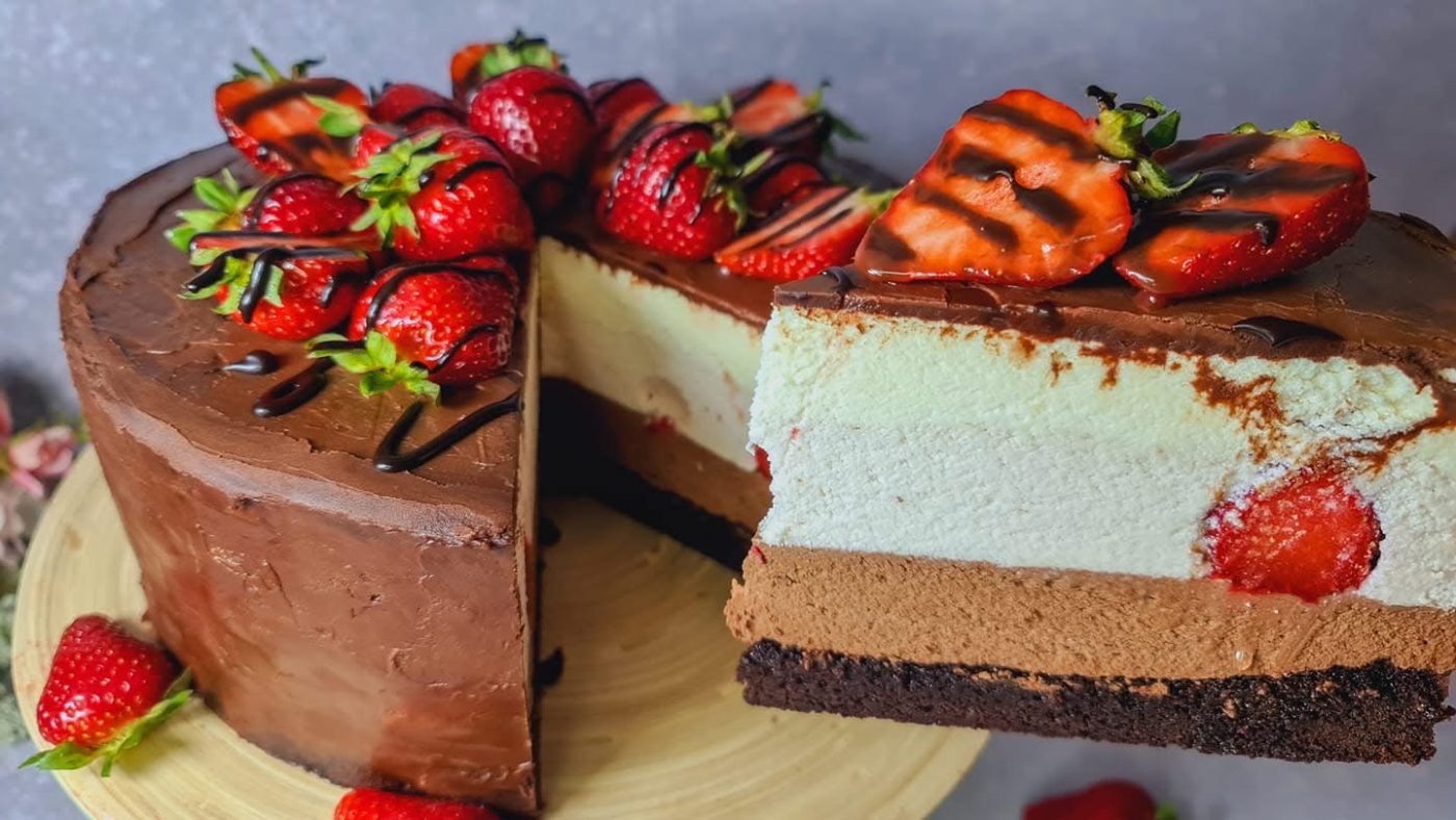 Strawberry Chocolate Mousse Cake