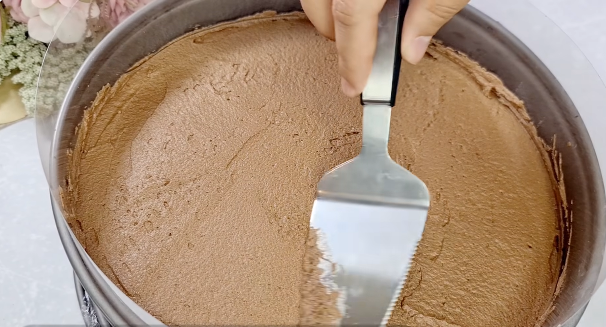 Strawberry Chocolate Mousse Cake step 16