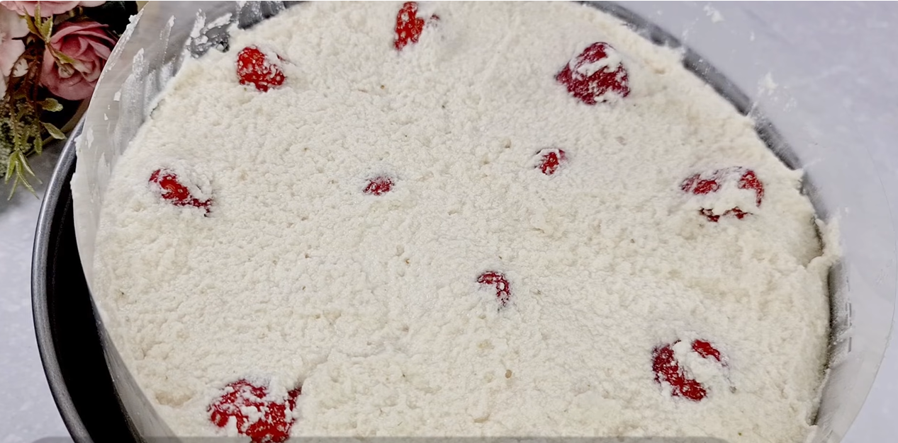Strawberry Chocolate Mousse Cake step 27