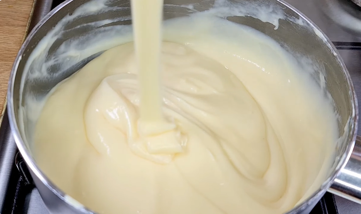 Vanilla Chocolate Cake step 10