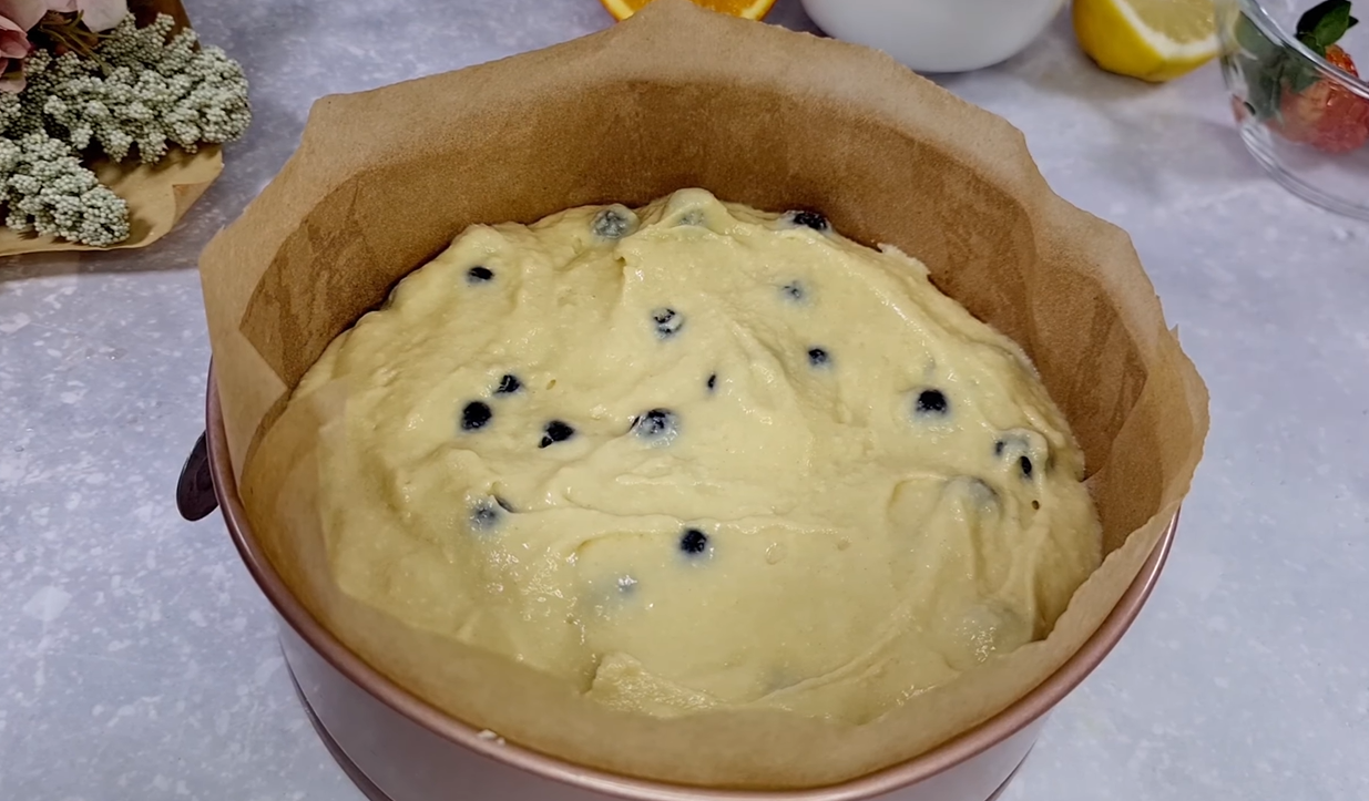 Vanilla Strawberry Cake step 11