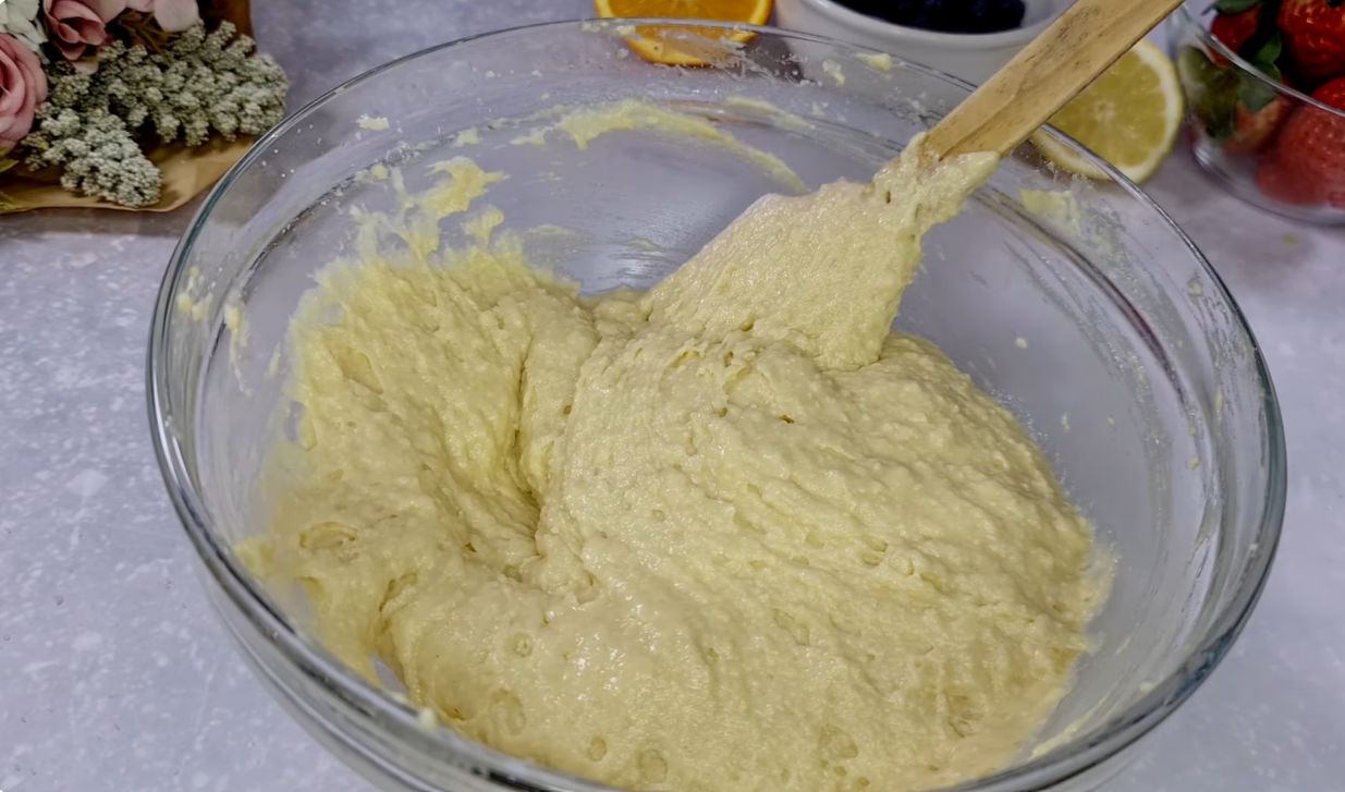 Vanilla Strawberry Cake step 9