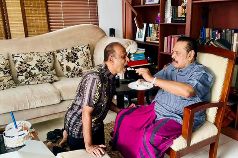 Mahinda Rajapaksa Feeding Cake