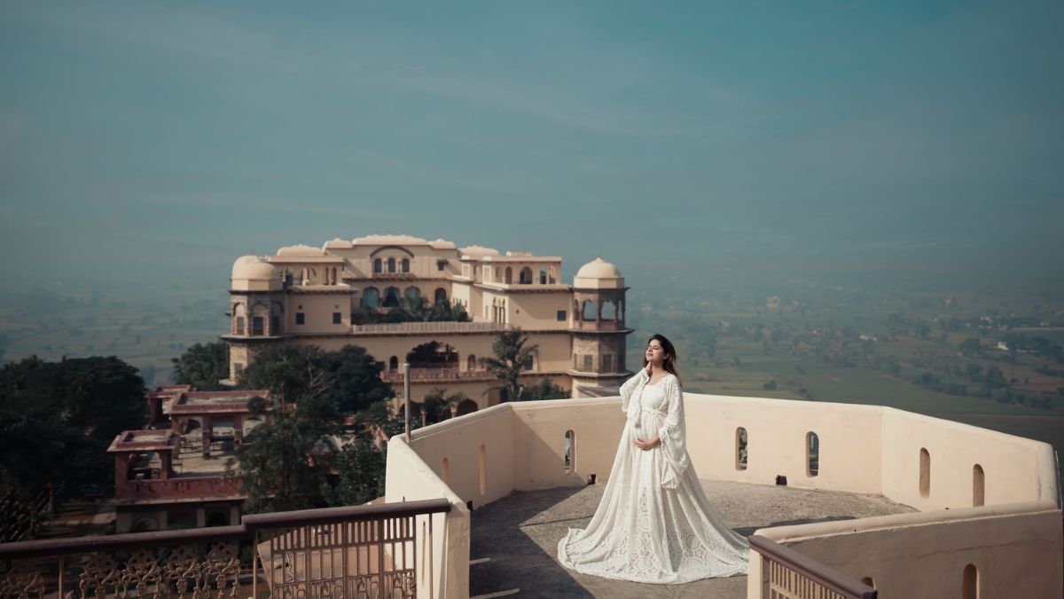 Best Locations for Maternity Photoshoot in Mumbai