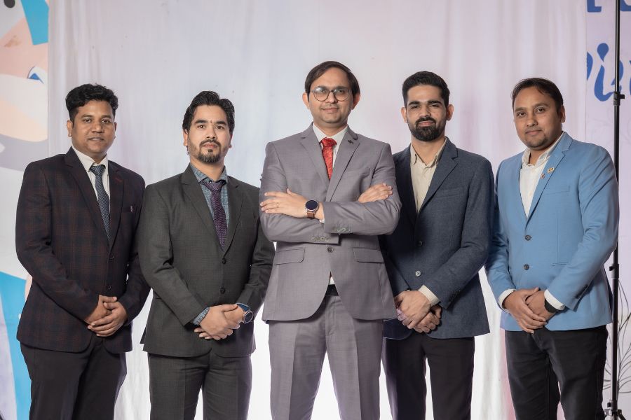 Choose the Right Location for Professional Corporate Photography