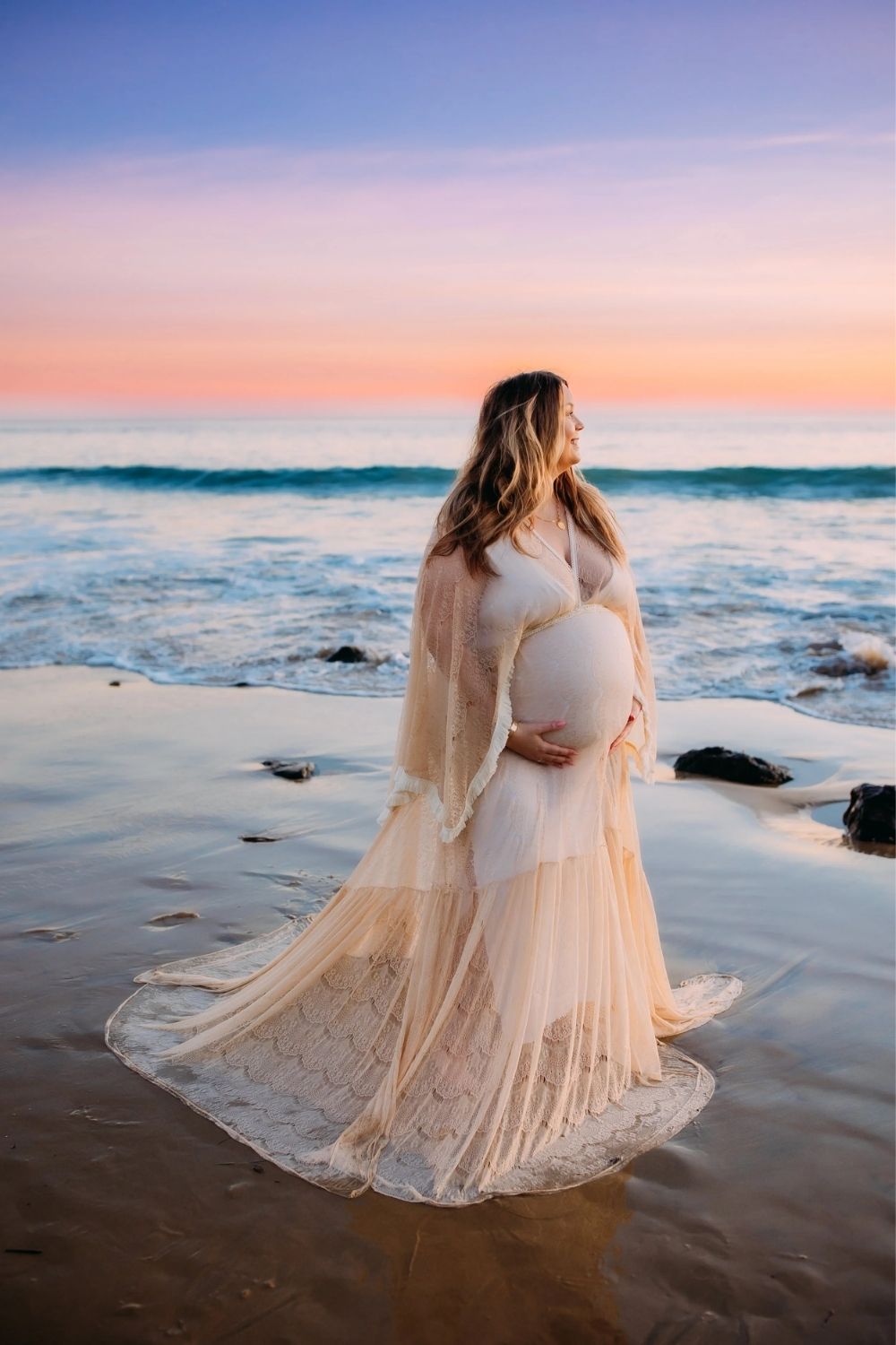 Show the Baby Bump Against the Sea