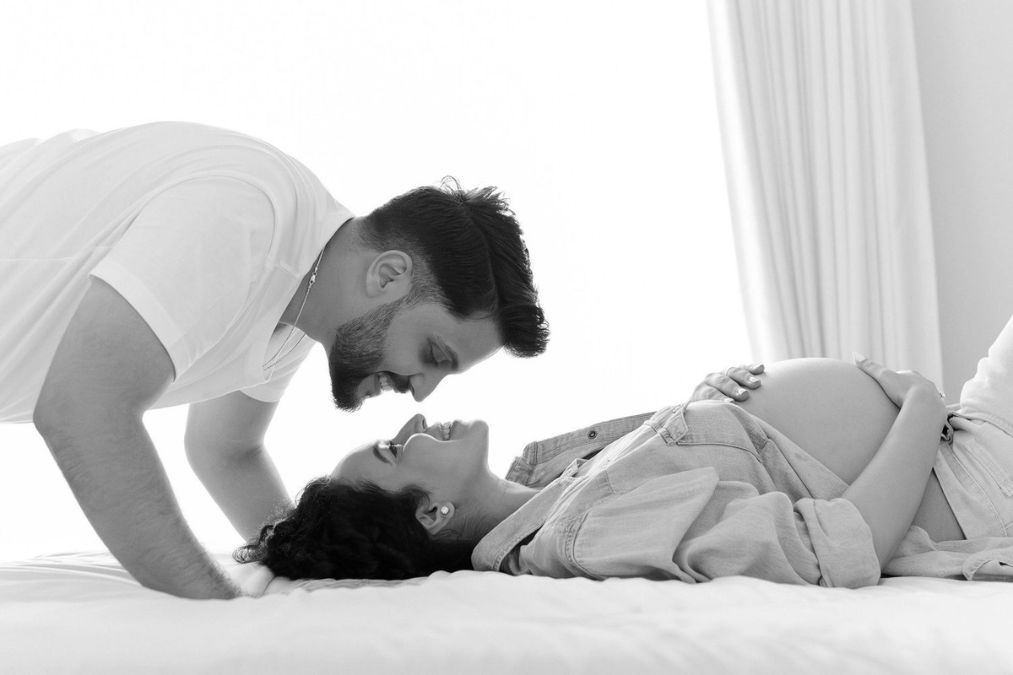 Best Maternity Photographer in Kolkata