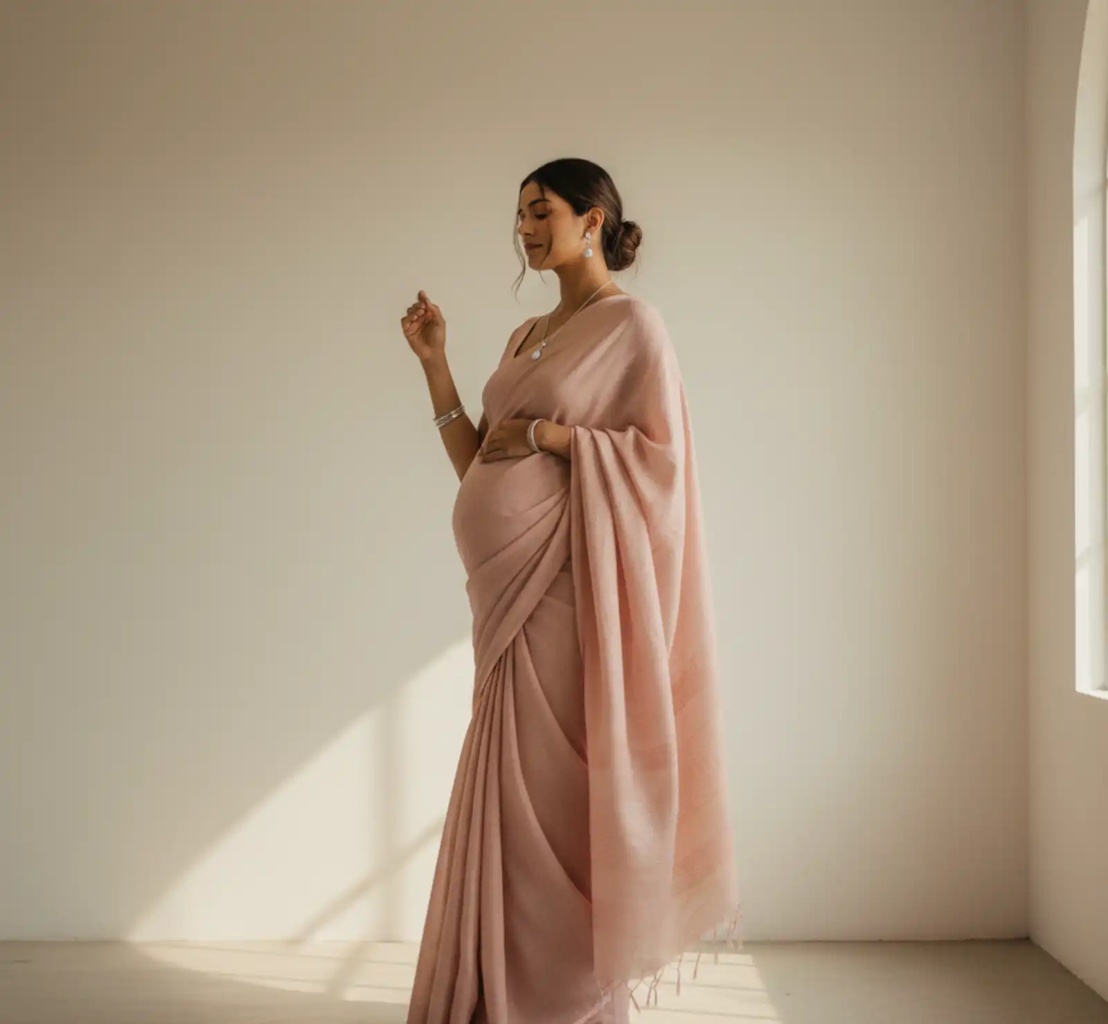 Minimalist Maternity Photoshoot