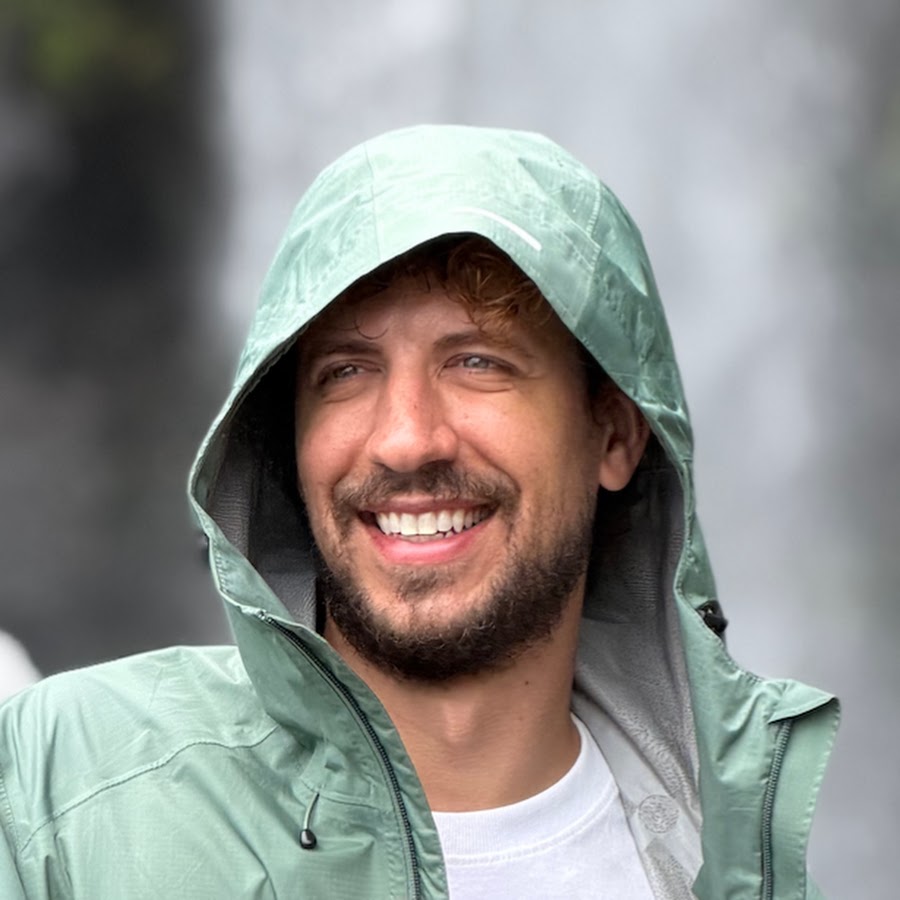 César Por Aí